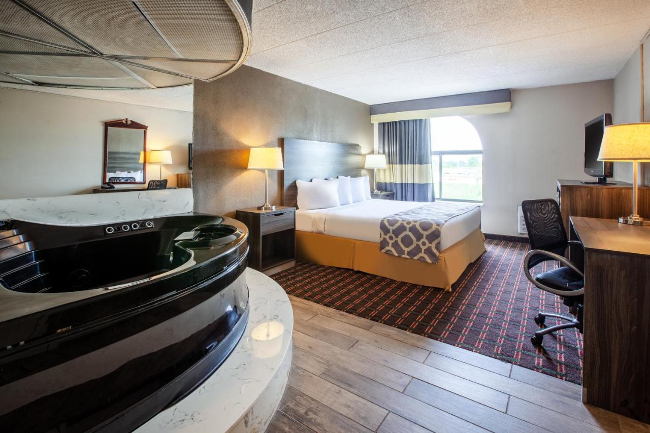 Motel Baymont By Wyndham Northwood Extérieur photo